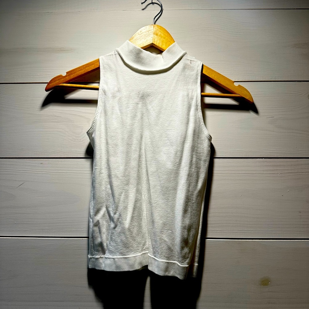 White tank